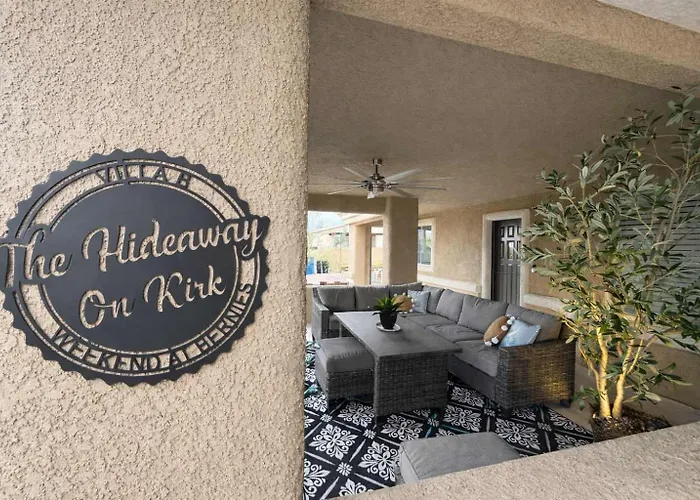 The Hideaway - Rain Shower Oasis & Desert Soak